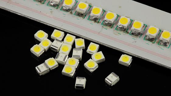 低价LED芯片能否满足光效？