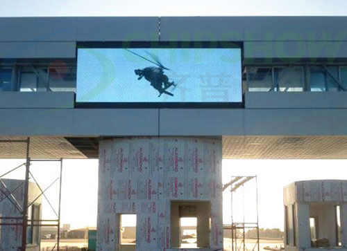 齐普光电户外LED广告屏应用于埃及开罗高速天桥