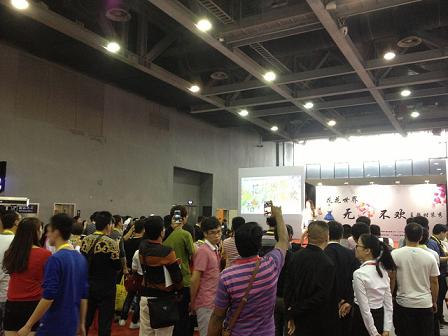 2015广州国际网印喷印数码印花展11月17日广州琶洲保利展馆盛大开幕  首日入场观众过万人次
