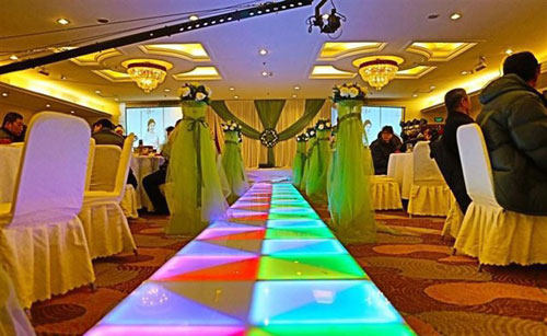 LED显示屏企业如何在酒店市场中受益？