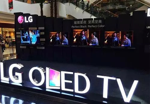 打破韩企垄断 国产OLED崛起！京东方发布中国首款喷墨打印OLED显示屏