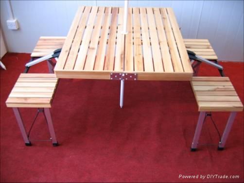 木制折叠桌椅
