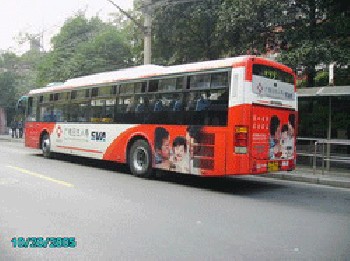 上海公交车广告