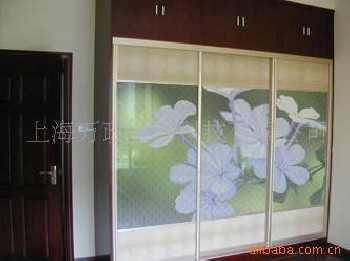 东川玻璃印刷机，平板玻璃喷绘机