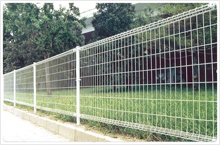 供应生活小区隔离栅 防护网 护栏网