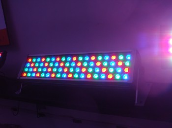 大功率LED全彩投光灯DMX512