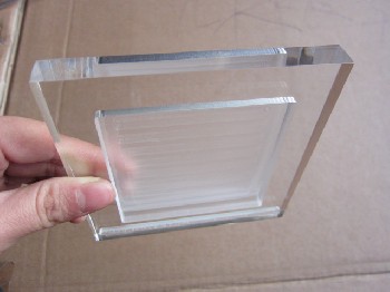 厂价直销PMMA3.4.5.6.8.9.10mm元划痕有机玻璃