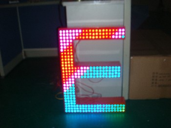 四川LED单色外露灯串、外露发光字、冲孔铁皮字