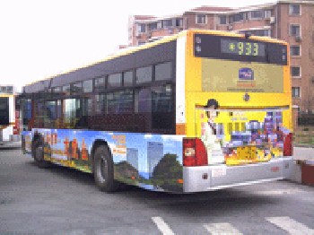 上海公交车广告找奥兰