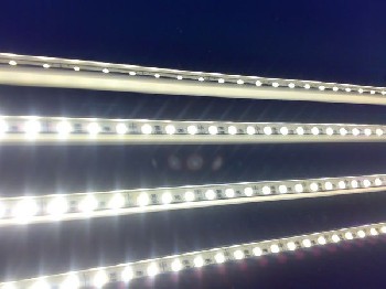 LED灯具